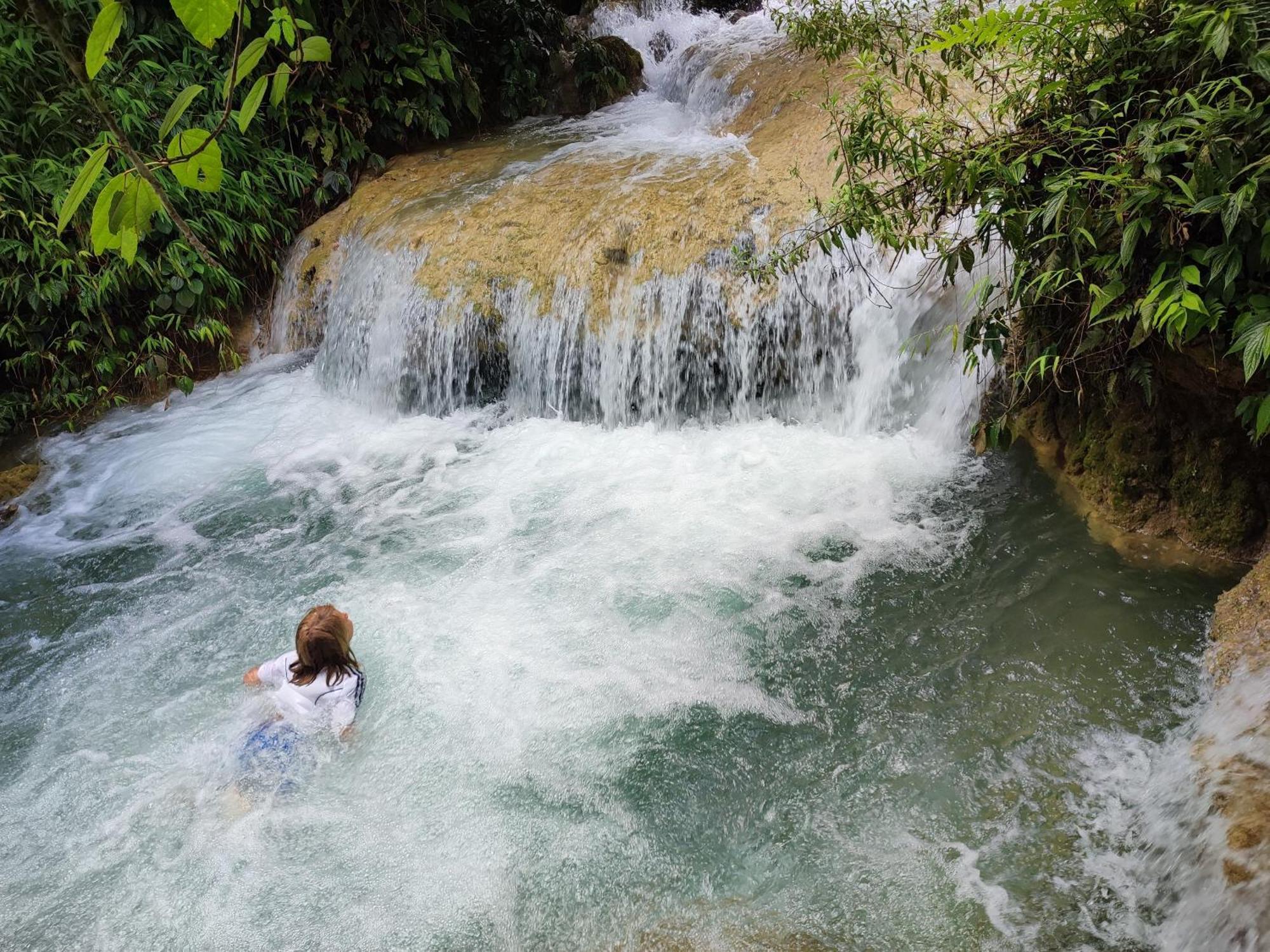 Pu Luong Homestay & Tours Huong Ba Thuoc Exterior foto